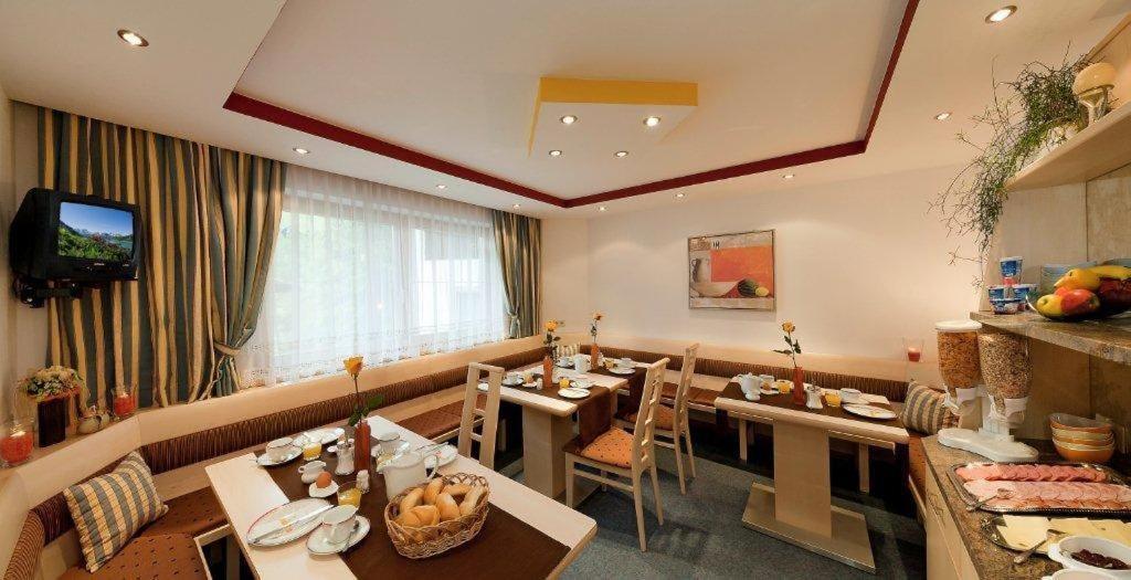 Haus Birgit Hotel Pettneu am Arlberg Ngoại thất bức ảnh