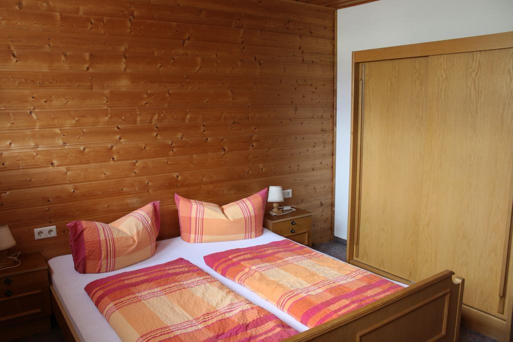 Haus Birgit Hotel Pettneu am Arlberg Ngoại thất bức ảnh