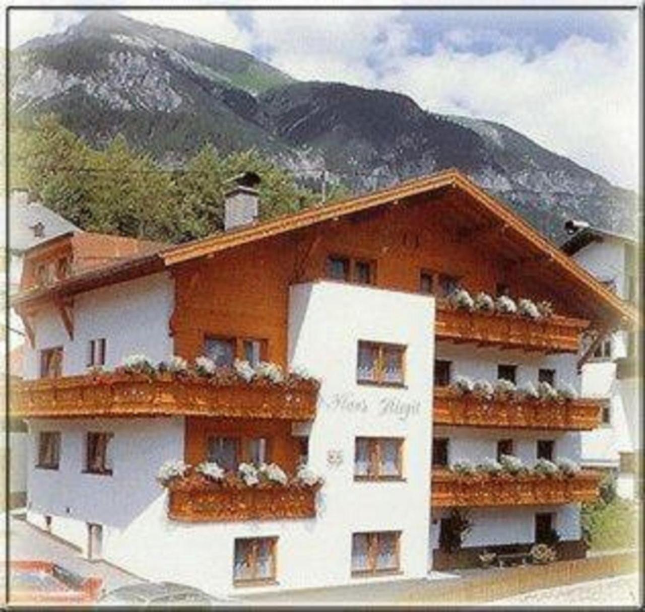 Haus Birgit Hotel Pettneu am Arlberg Ngoại thất bức ảnh